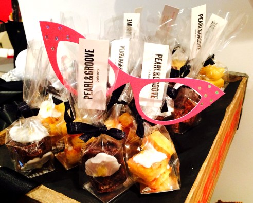 Pearlandgroove cakes